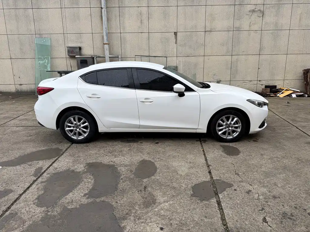 Mazda 3 Axela — миниатюра 4