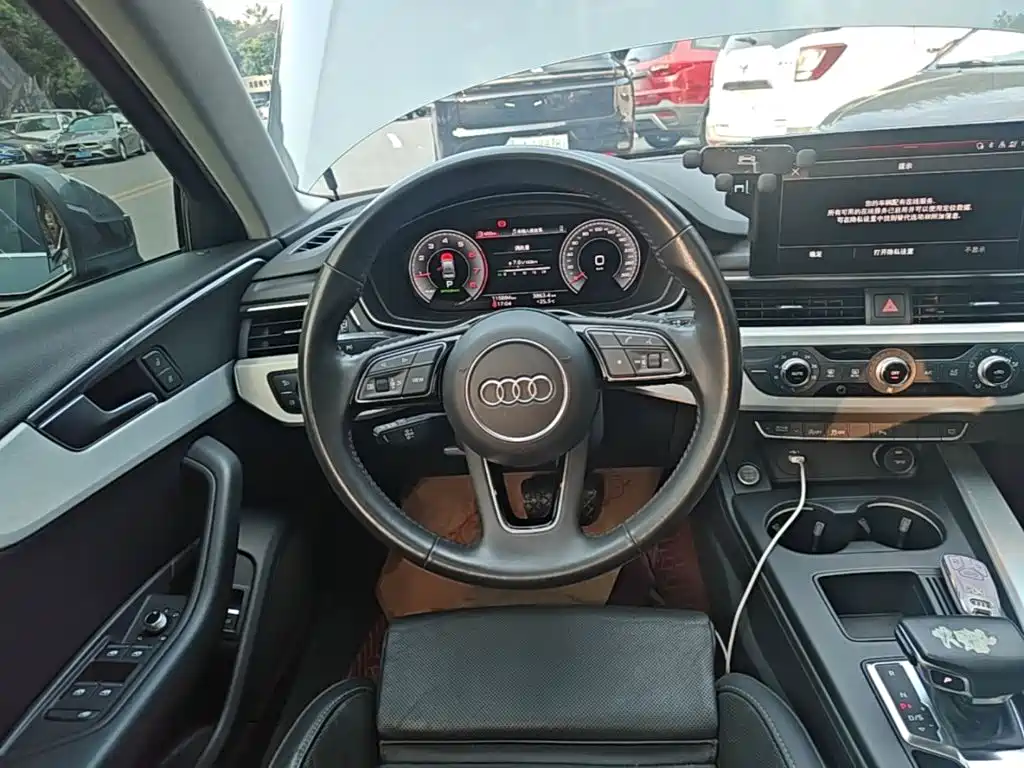 Audi A4L — миниатюра 11