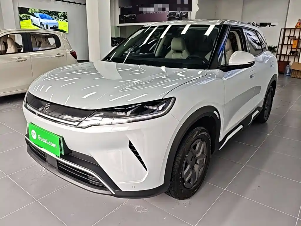 BYD Yuan UP — миниатюра 2