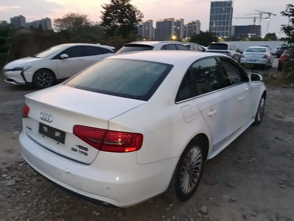 Audi A4L — миниатюра 7