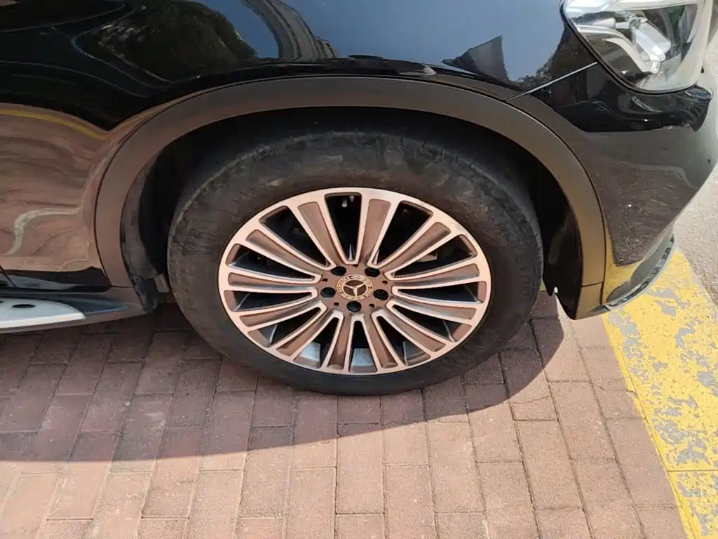 Mercedes-Benz GLC — миниатюра 24