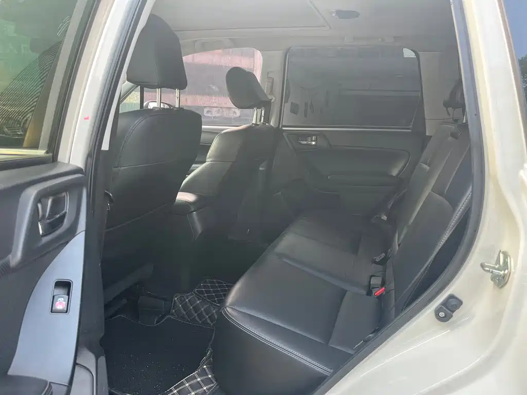 Subaru Forester — миниатюра 12