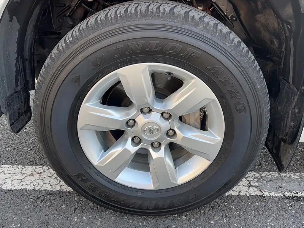 Toyota Prado (Import) — миниатюра 10