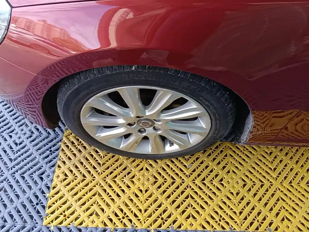 Volvo V40 — миниатюра 23