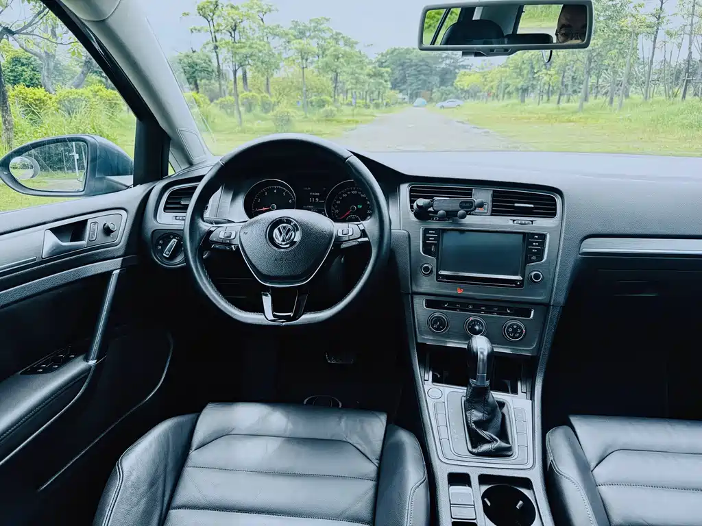 Volkswagen Golf — миниатюра 16