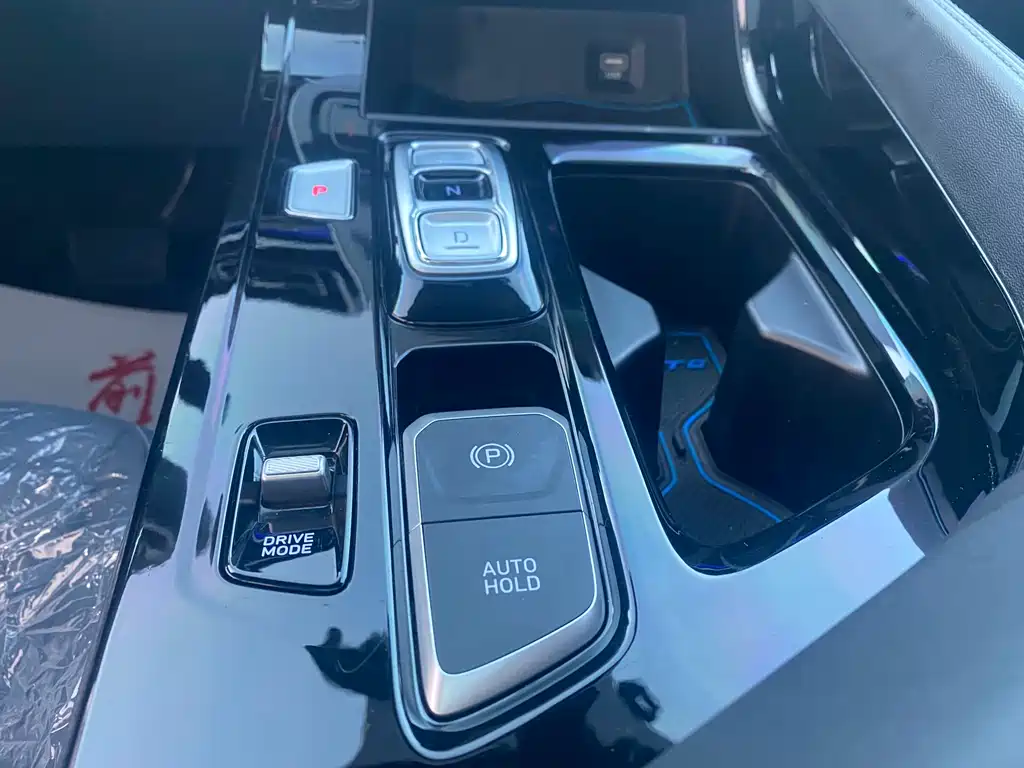 Hyundai Custo — миниатюра 8