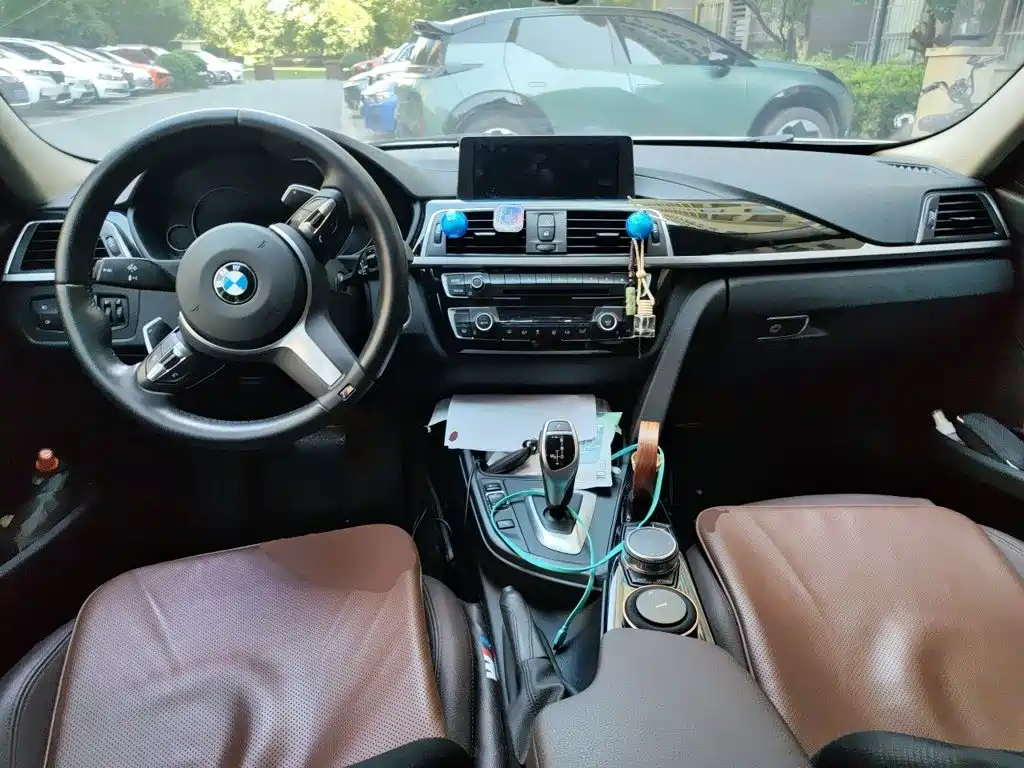 BMW 3 Series — миниатюра 10