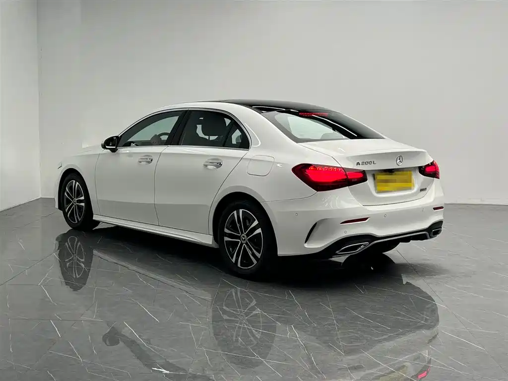 Mercedes-Benz A-Class A 2024 A 200 L