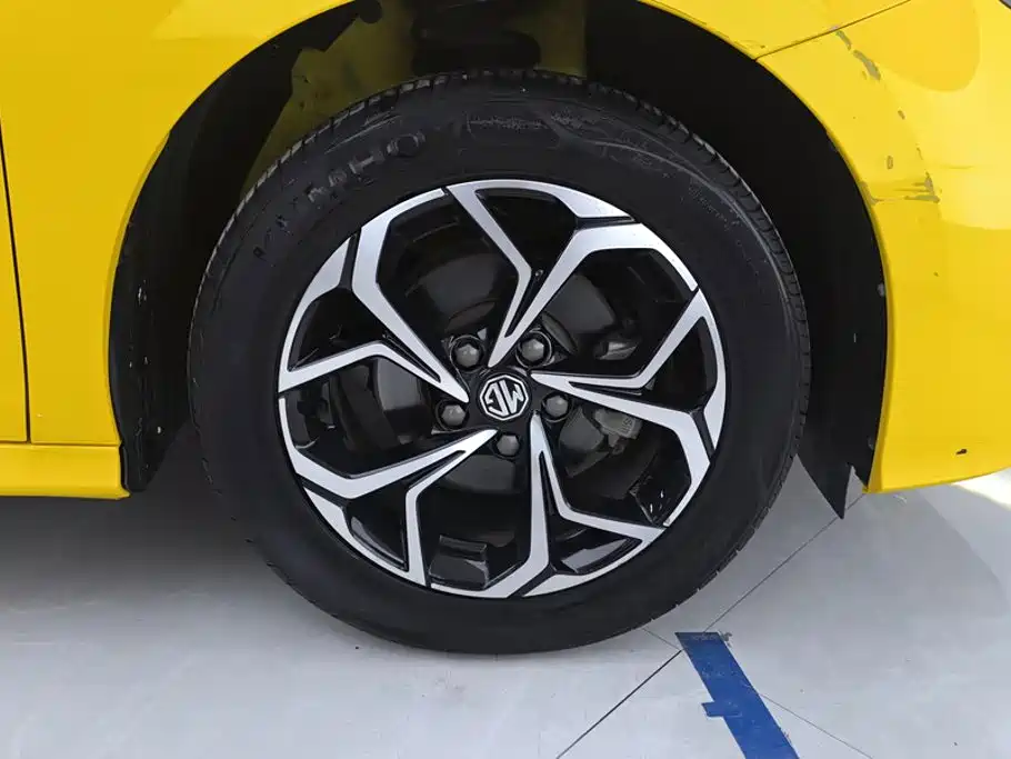 MG MG5 — миниатюра 6
