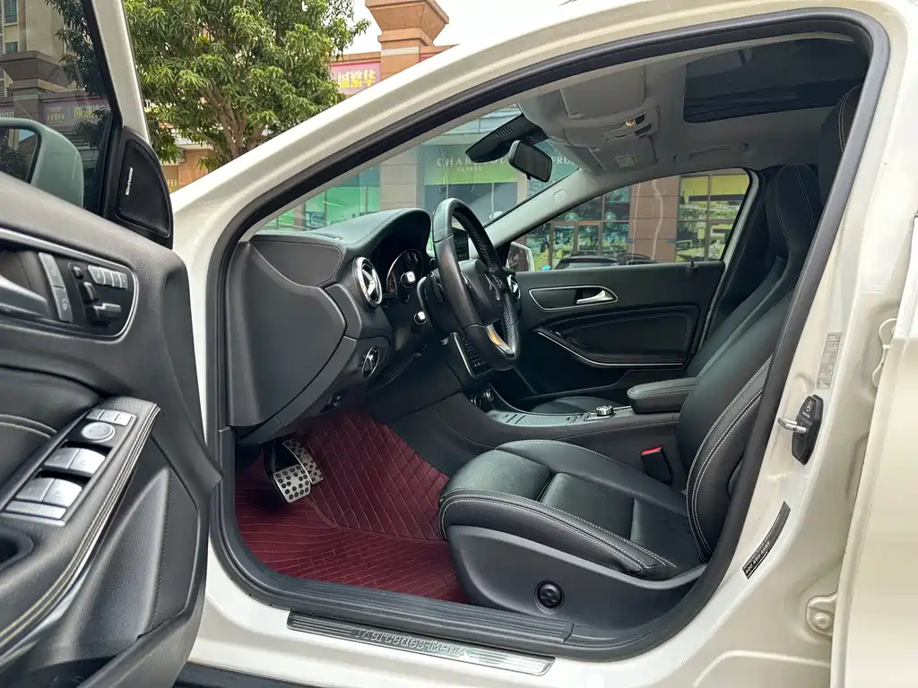 Mercedes-Benz GLA — миниатюра 11