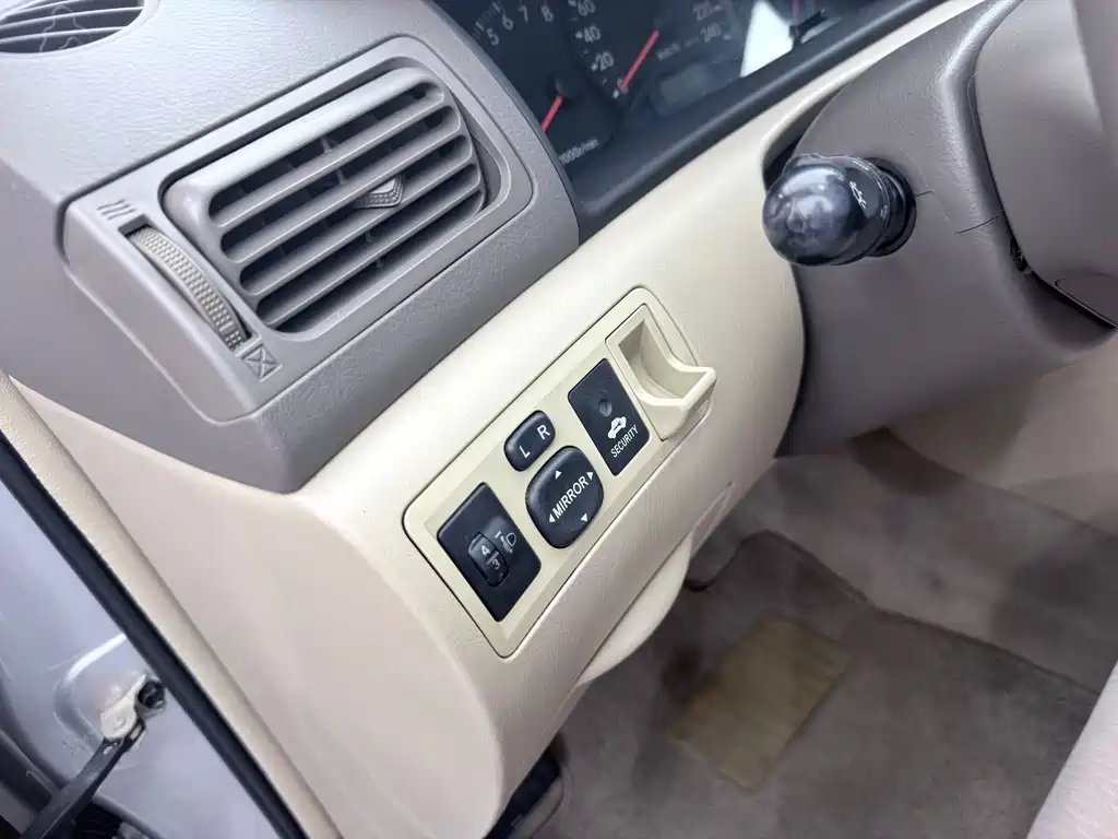 Toyota Corolla — миниатюра 9