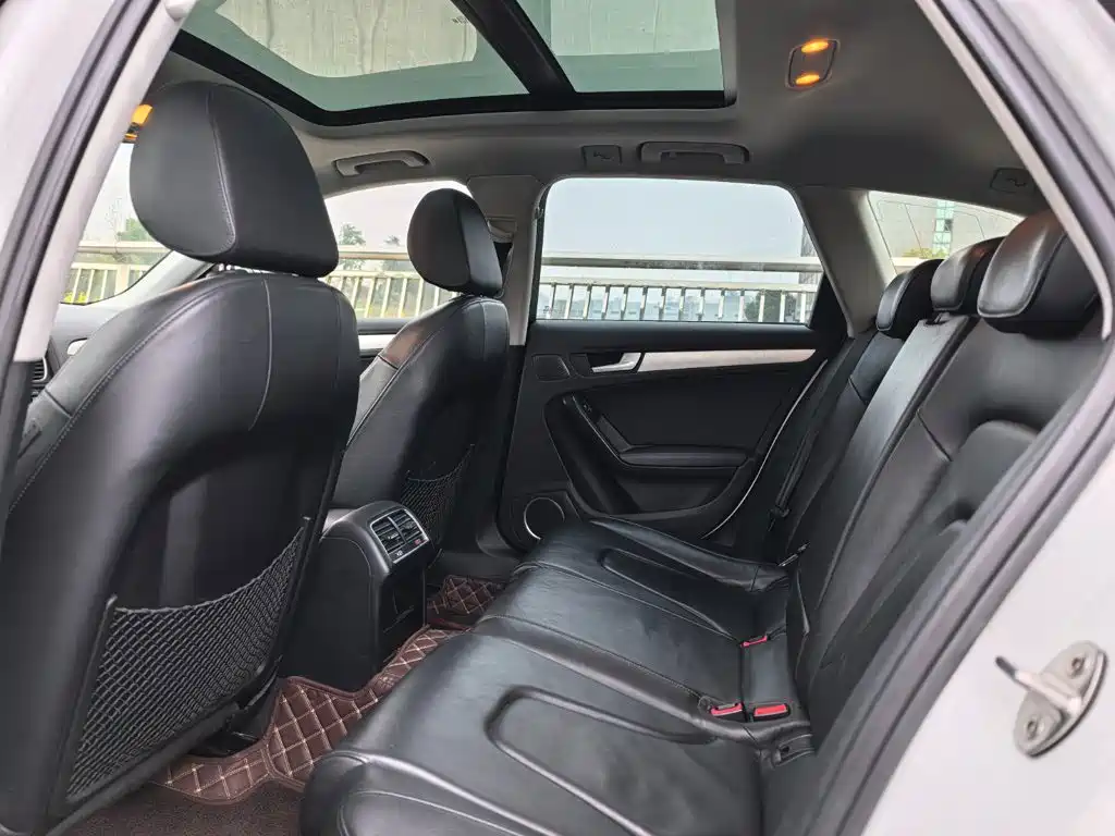 Audi A4 (Import) — миниатюра 7