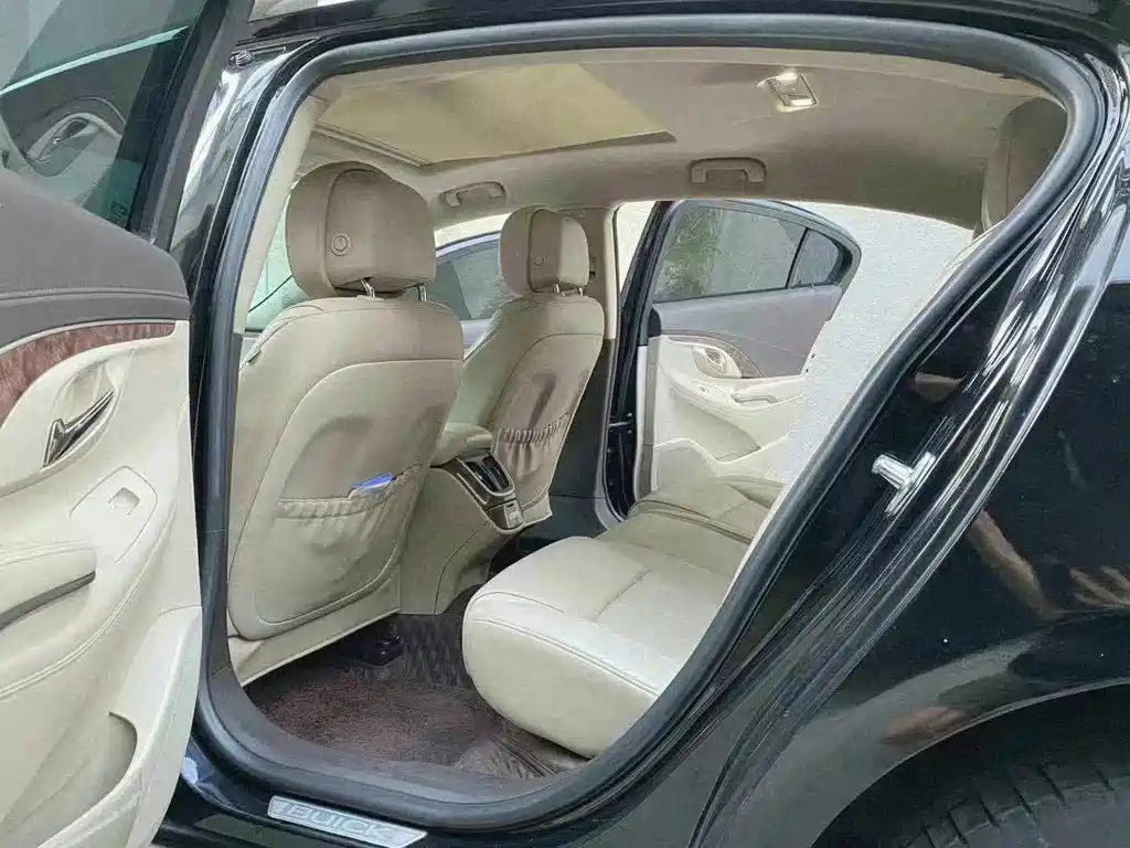 Buick LaCrosse — миниатюра 6