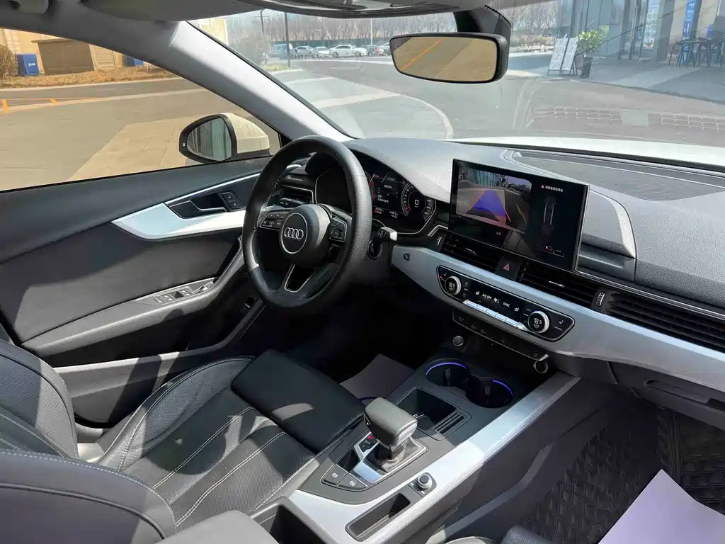 Audi A4L — миниатюра 8