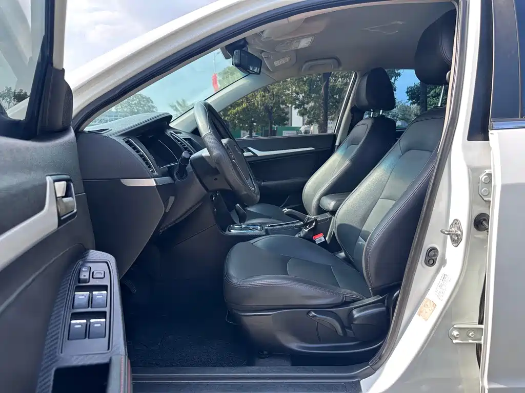 Geely Vision — миниатюра 4