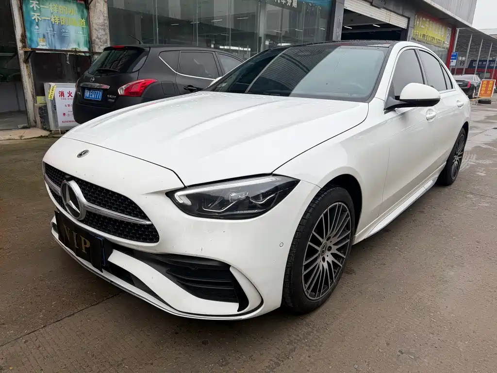 Mercedes-Benz C-Class 2023