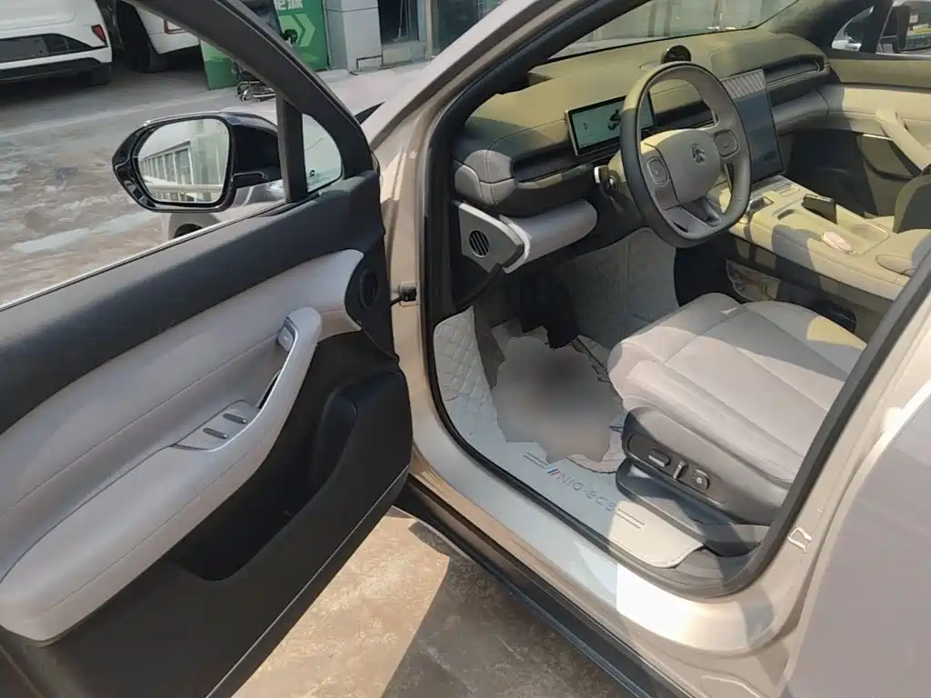 NIO EC6 — миниатюра 16