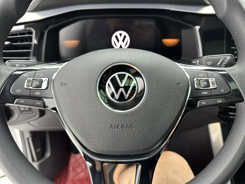 Volkswagen Polo — миниатюра 13