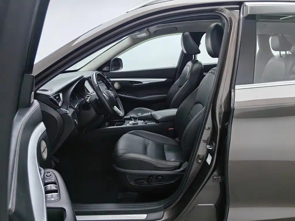 Infiniti QX50 — миниатюра 10