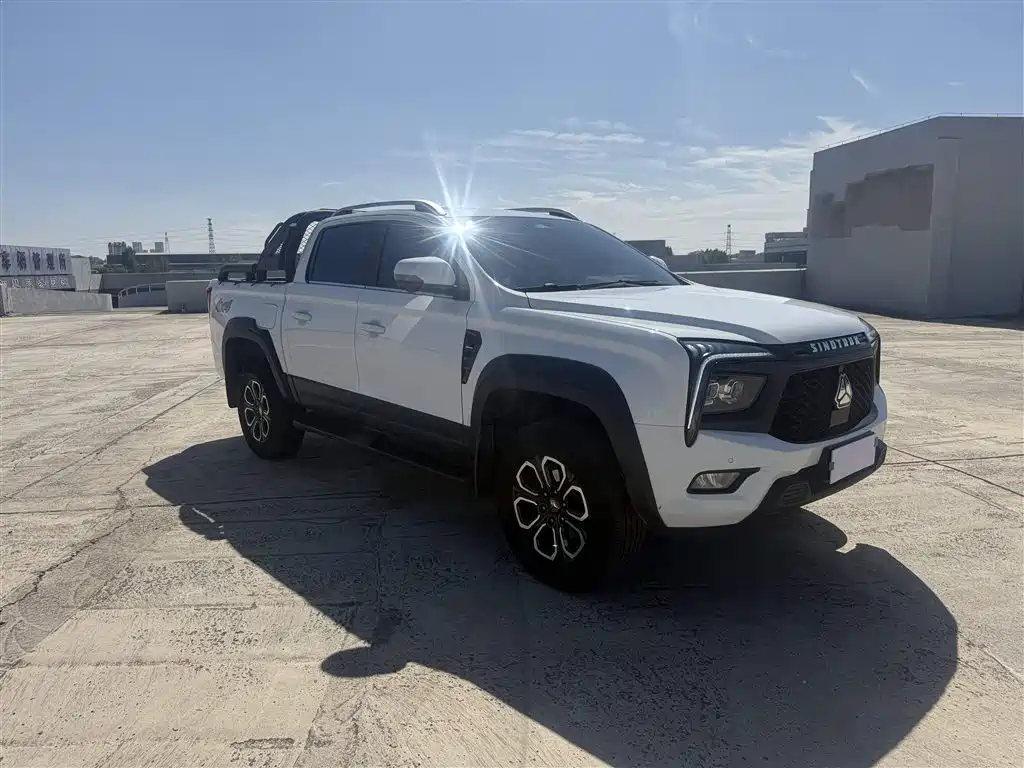 Sinotruk BOLDEN — миниатюра 3
