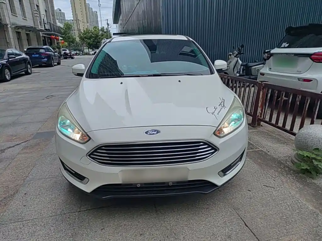 Ford Focus — миниатюра 3