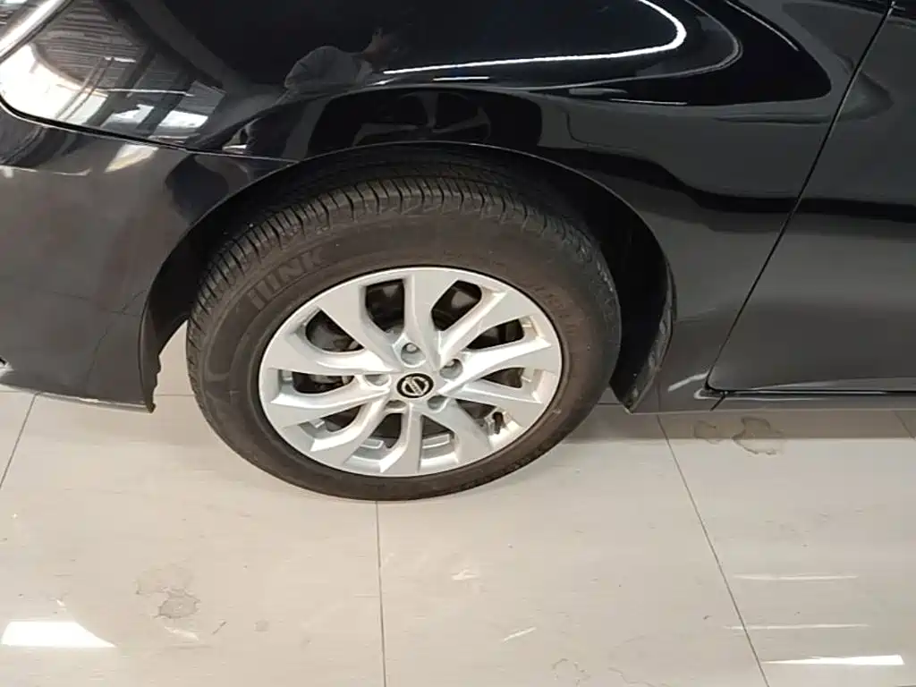 Nissan Sylphy — миниатюра 23