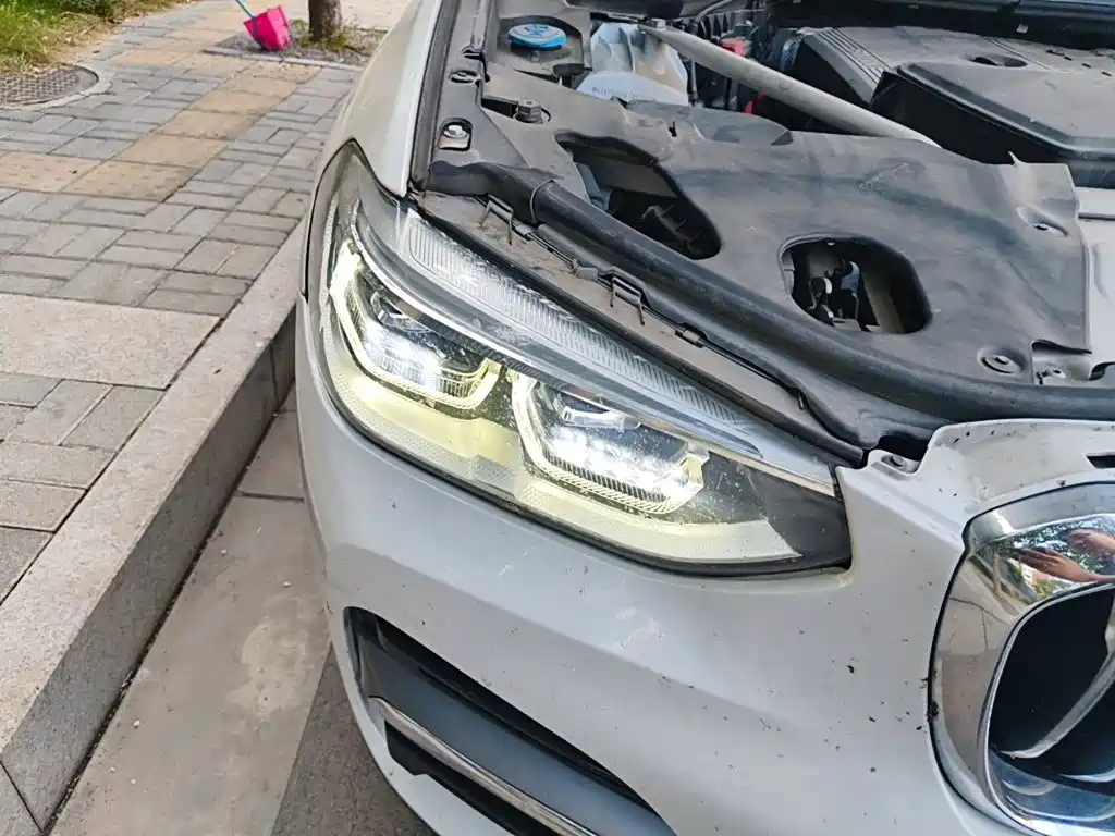 BMW X3 — миниатюра 7