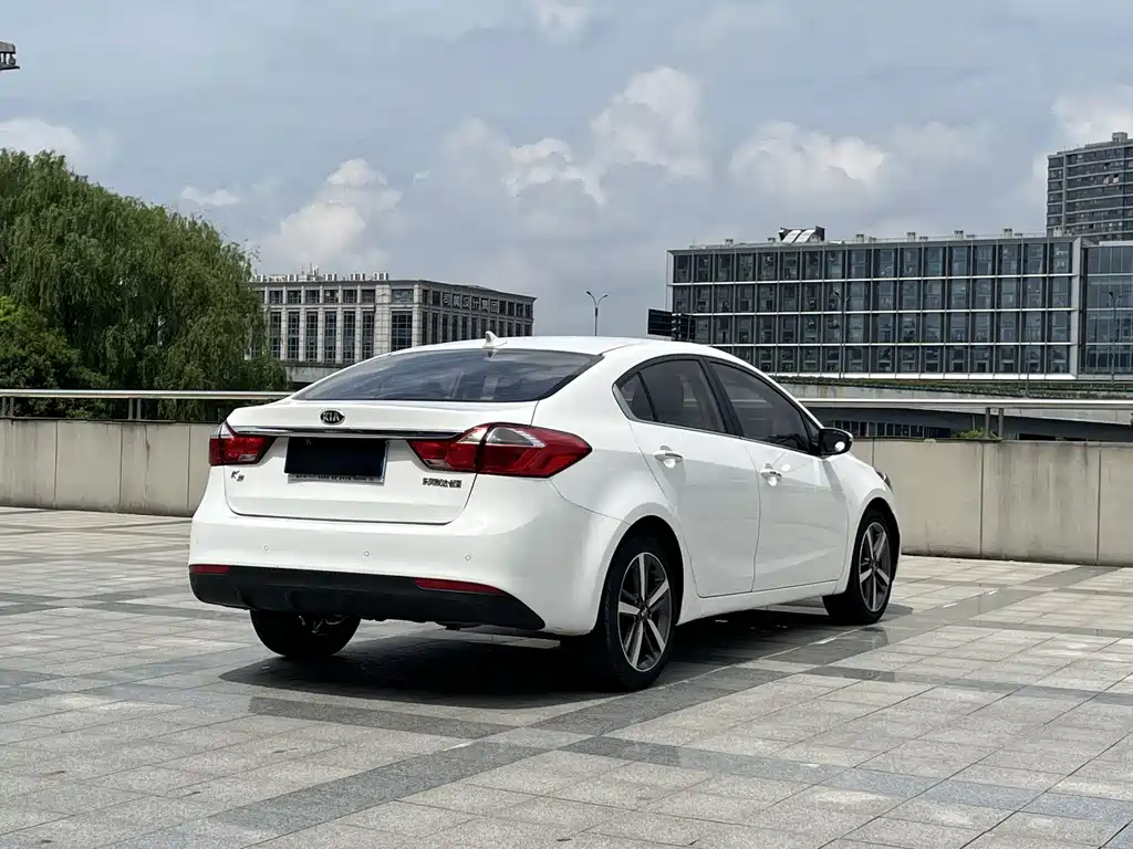 Kia K3 — миниатюра 16