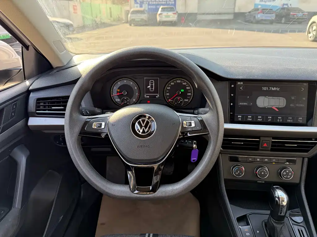 Volkswagen Lavida 2022 1.5L AT