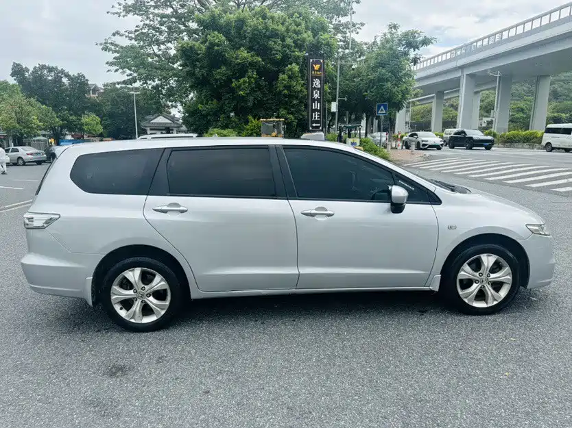 Honda Odyssey — миниатюра 6