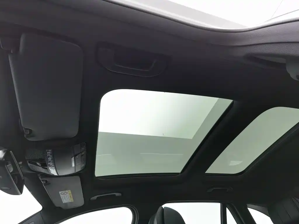 Mercedes-Benz GLC — миниатюра 14