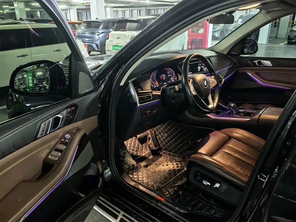 BMW X7 — миниатюра 12