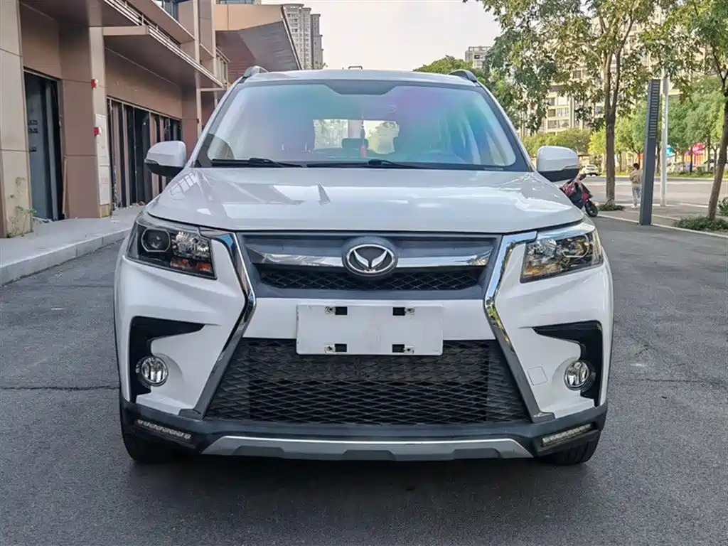 BAIC HUANSU BAIC MAGIC SPEED S5