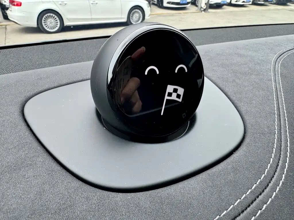 NIO EC6 — миниатюра 26
