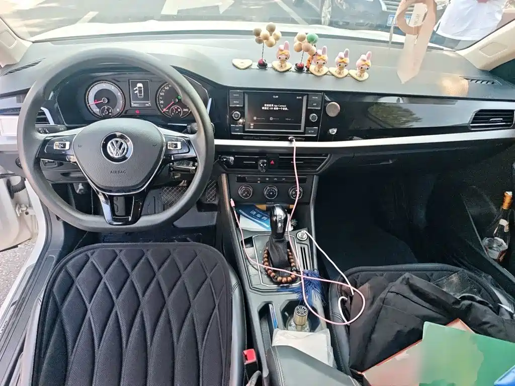 Volkswagen Lavida — миниатюра 5