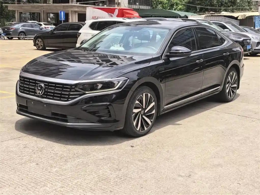 Volkswagen Passat 2022