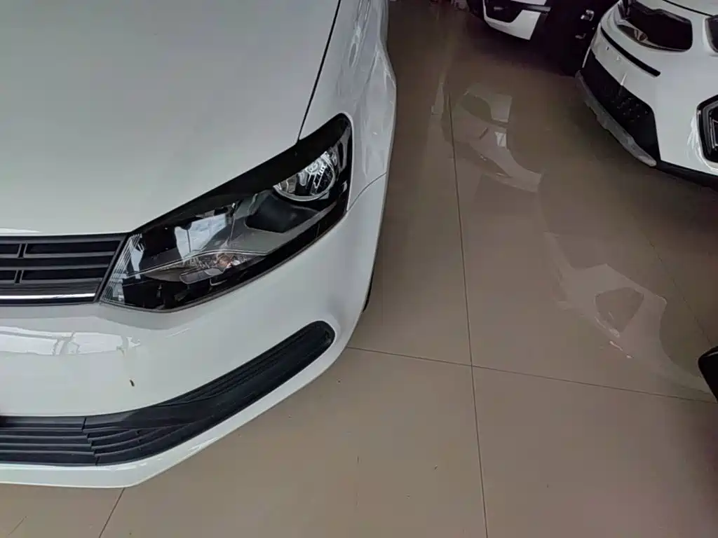 Volkswagen Polo — миниатюра 24