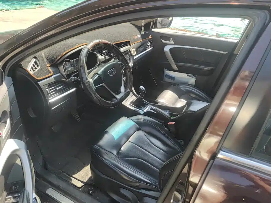 Geely Emgrand — миниатюра 9
