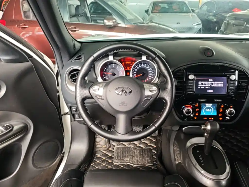 Infiniti ESQ — миниатюра 11
