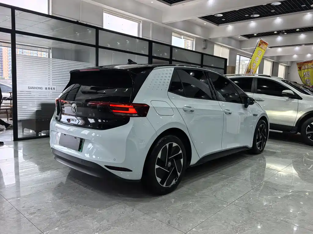 Volkswagen ID.3 — миниатюра 7