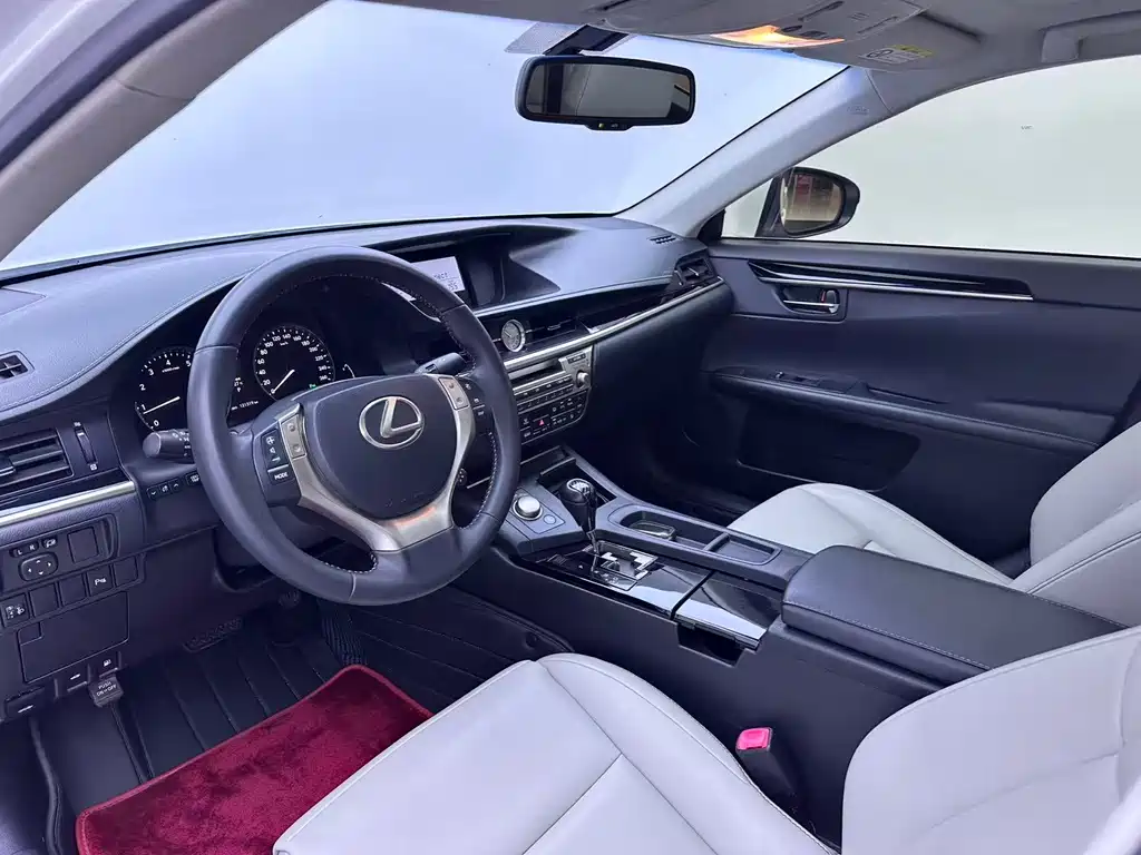 Lexus ES — миниатюра 4