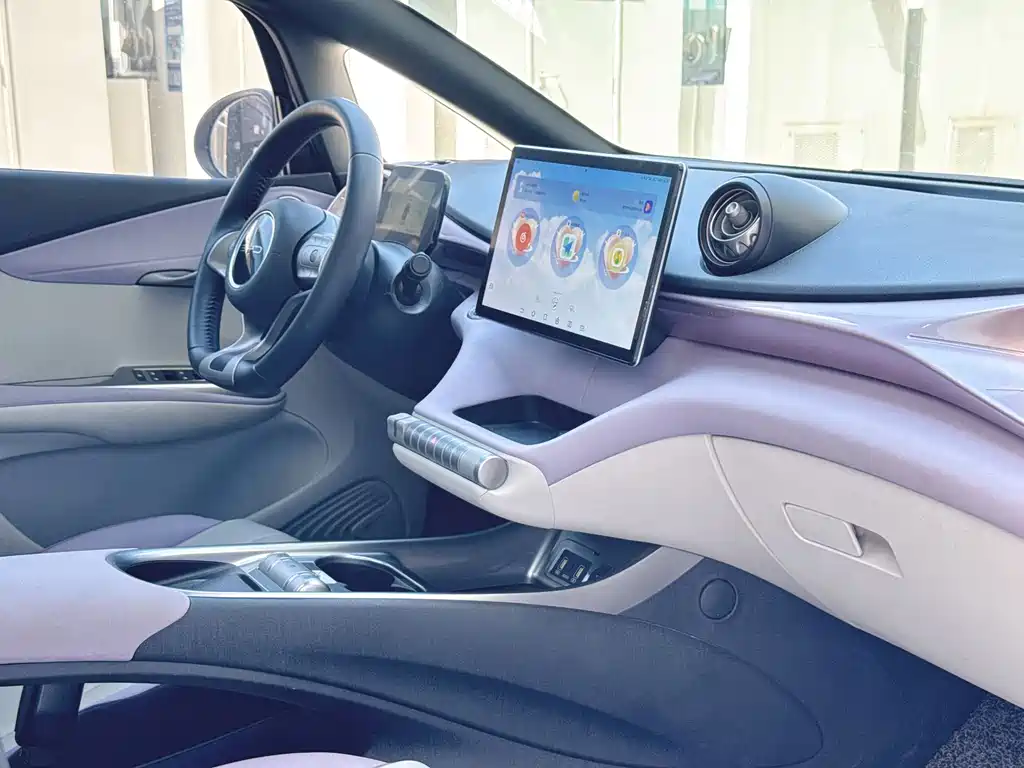 BYD Dolphin — миниатюра 16