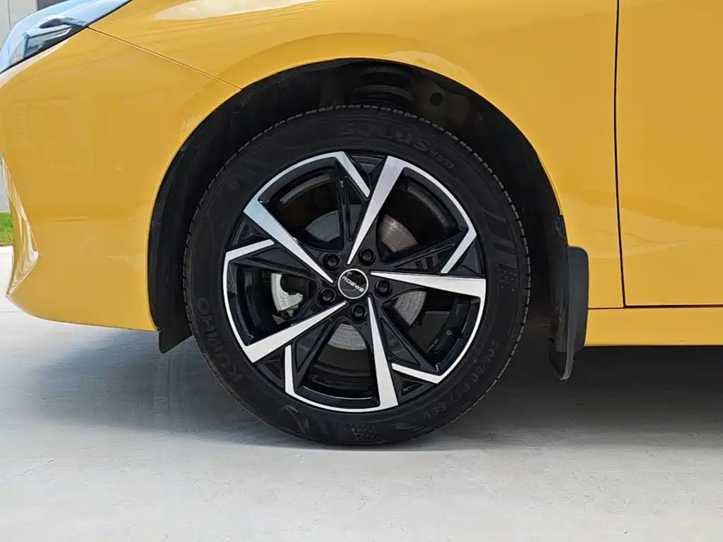 Roewe i5 — миниатюра 23