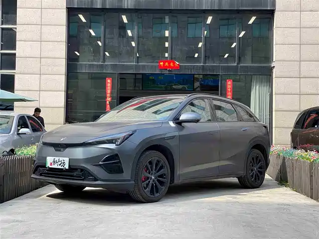 ARCFOX EXTREME FOX POLAR FOX ALPHA T5 2024