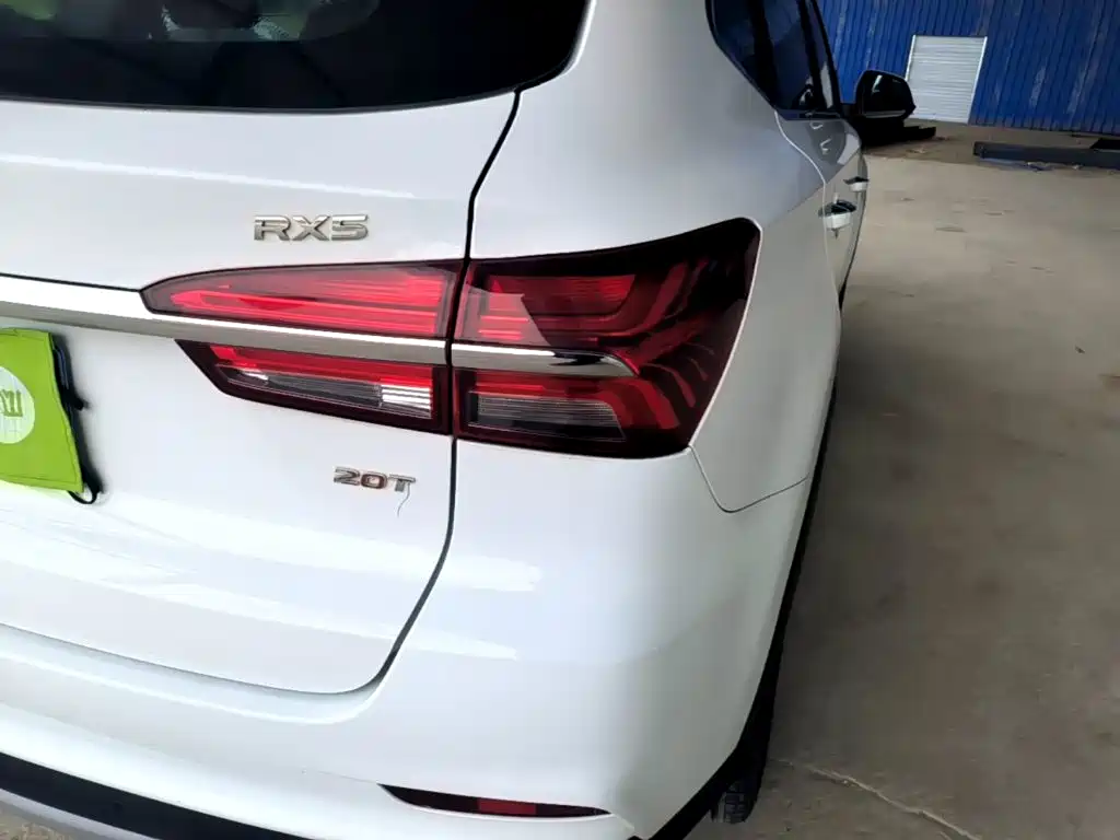 Roewe RX5 — миниатюра 8