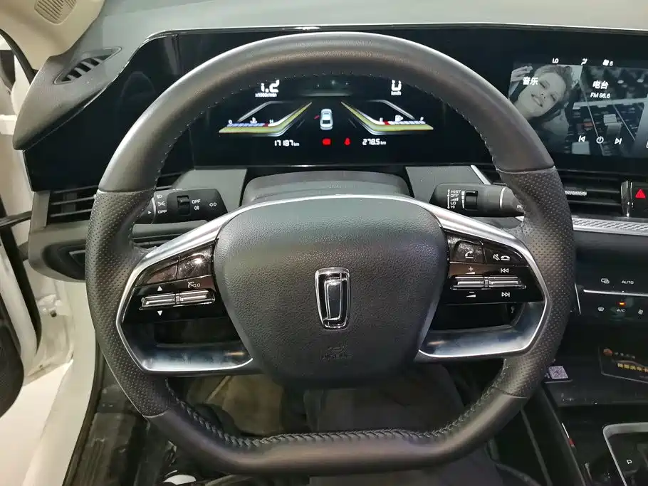 Bestune B70 — миниатюра 15