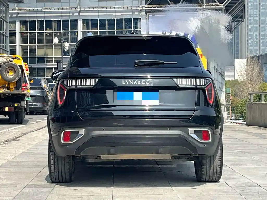 Lynk & Co 01 — миниатюра 4