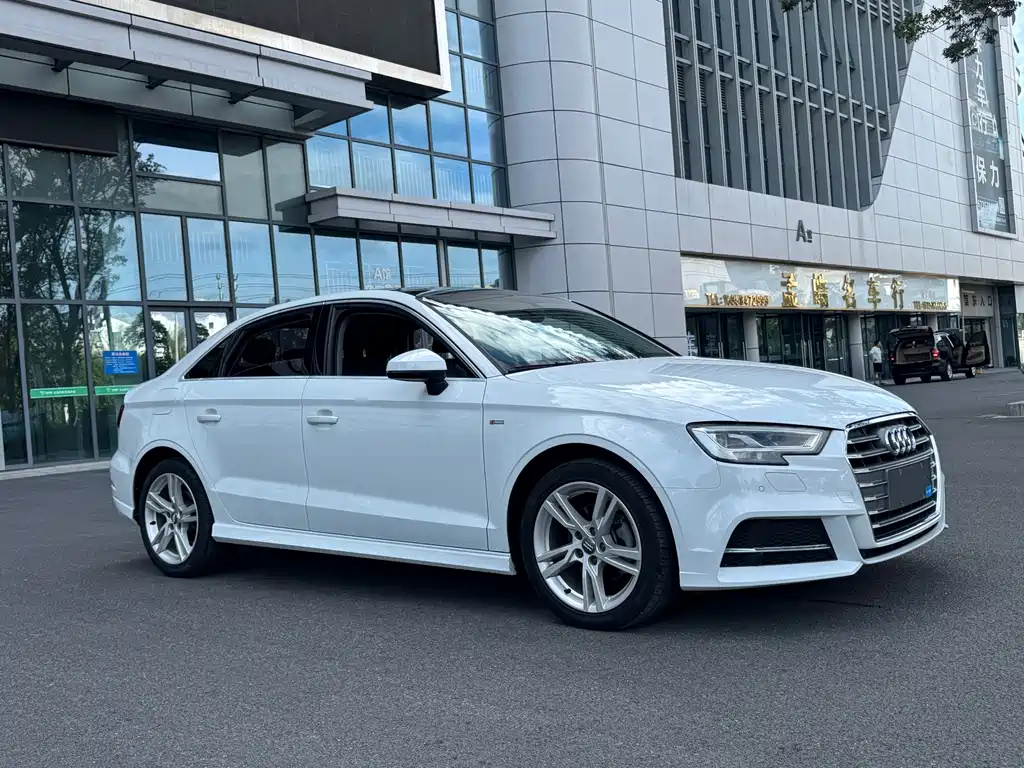 Audi A3 — миниатюра 3