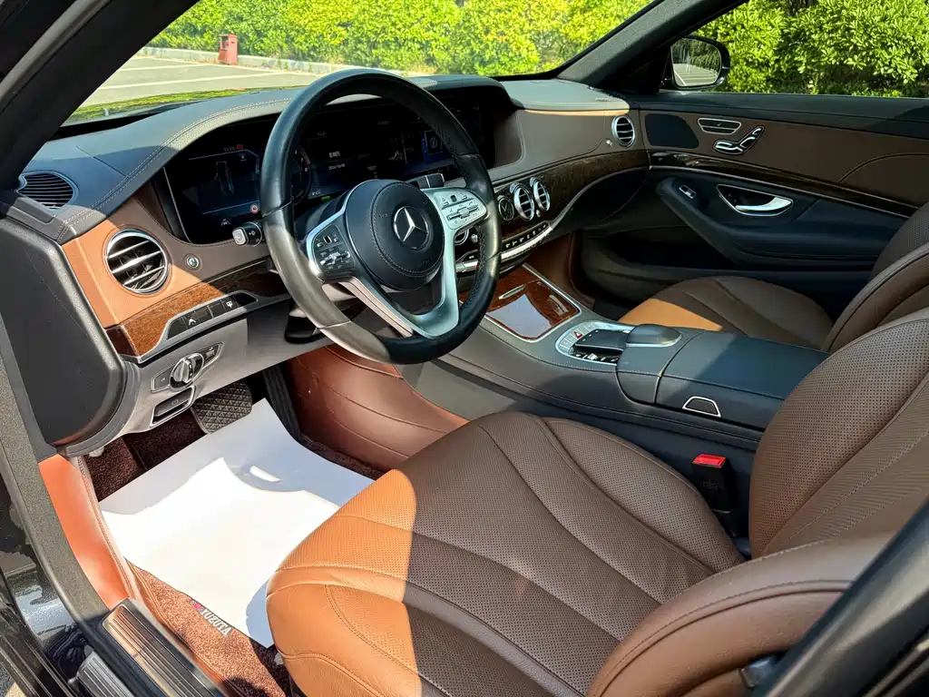 Mercedes-Benz S-Class — миниатюра 12