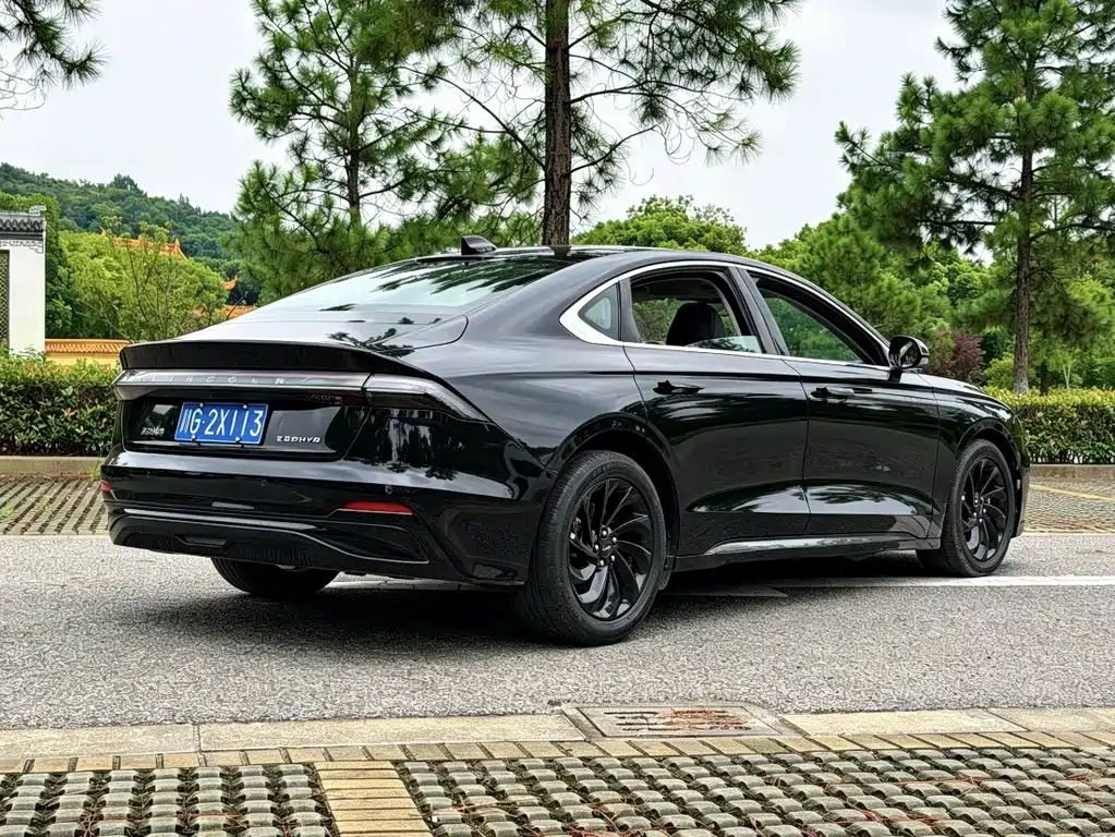 Lincoln Z — миниатюра 7